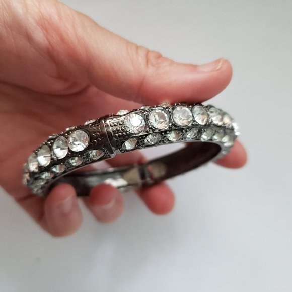 Vintage Dark Toned Bangle Bracelet with Clear Rhinestones - Picture 6 of 7